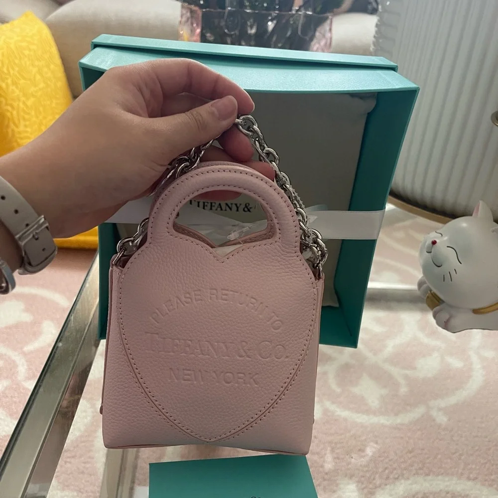 SOLD Tiffany & Co. Pale Pink Leather Mini Bag with Heart Charm Chain - Picture 3 of 10
